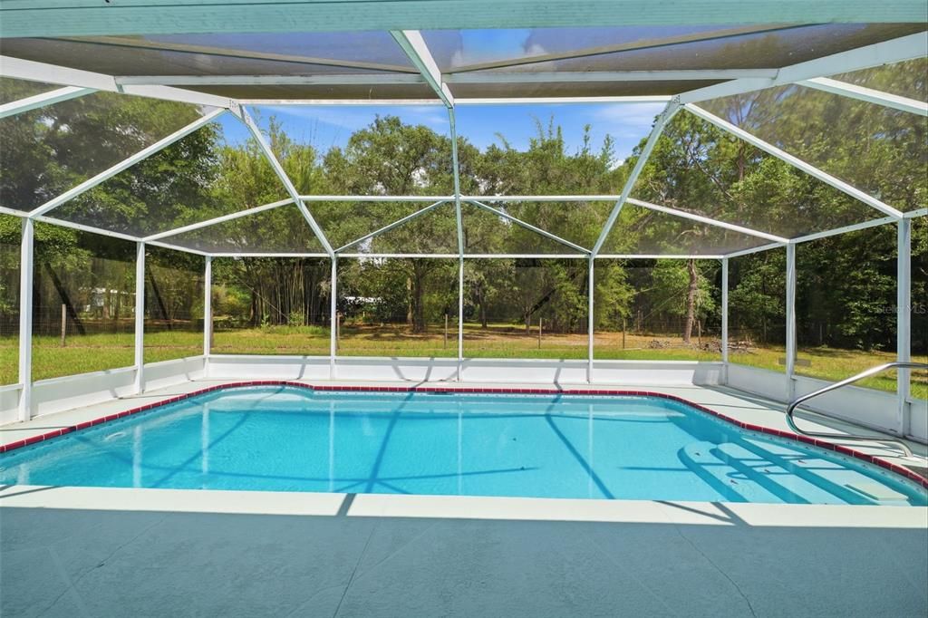 Active With Contract: $334,900 (3 beds, 2 baths, 1180 Square Feet)