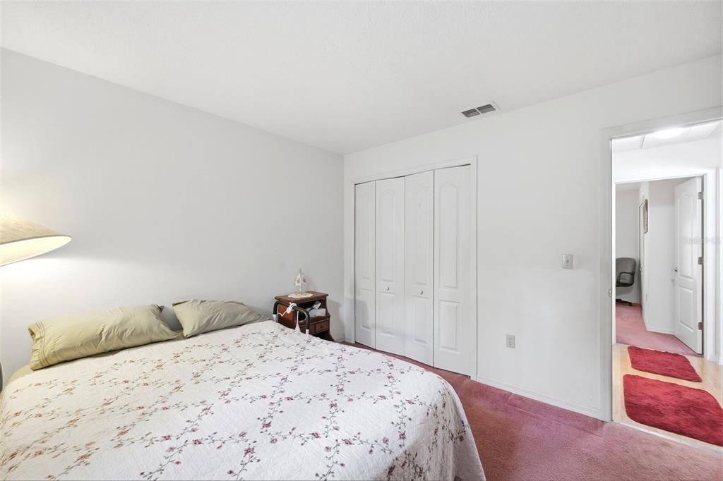 Active With Contract: $334,900 (3 beds, 2 baths, 1180 Square Feet)
