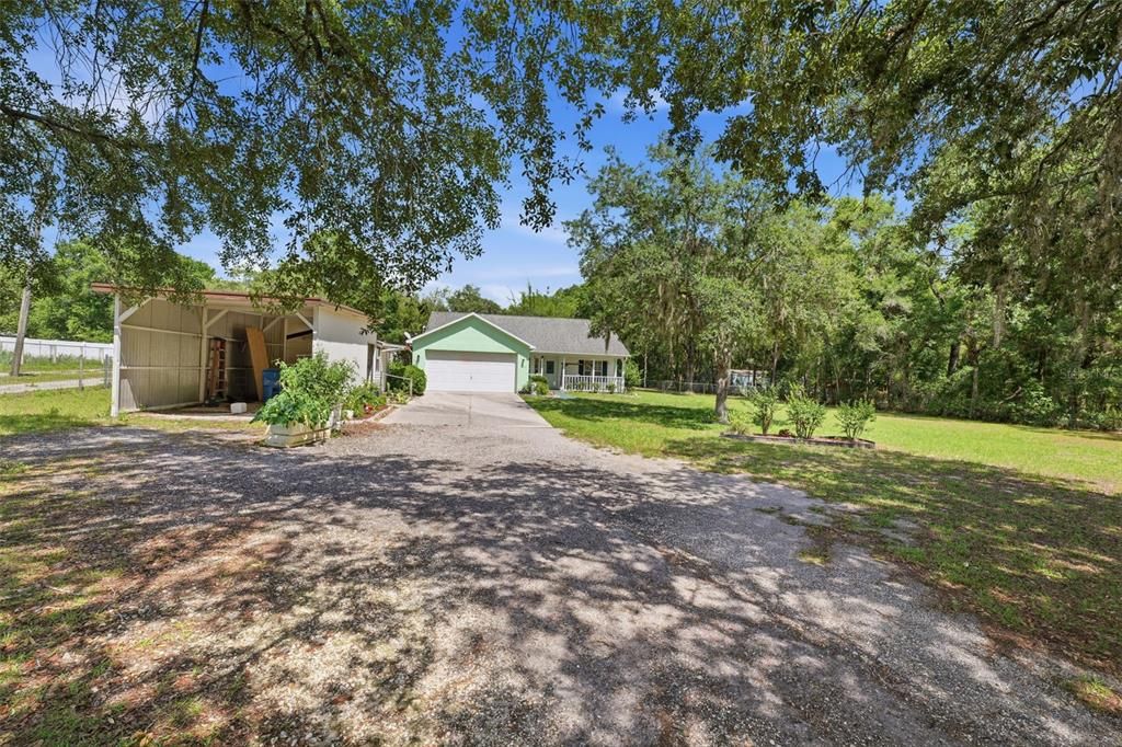 Active With Contract: $334,900 (3 beds, 2 baths, 1180 Square Feet)
