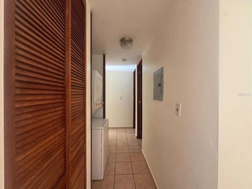 На продажу: $275,000 (3 спален, 2 ванн, 1200 Квадратных фут)