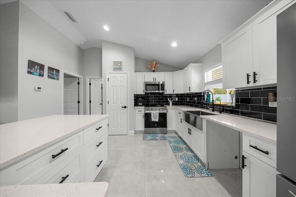 En Venta: $309,000 (3 camas, 2 baños, 1505 Pies cuadrados)