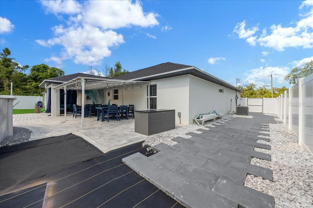 En Venta: $309,000 (3 camas, 2 baños, 1505 Pies cuadrados)