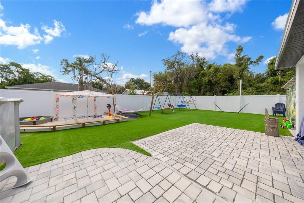 En Venta: $309,000 (3 camas, 2 baños, 1505 Pies cuadrados)