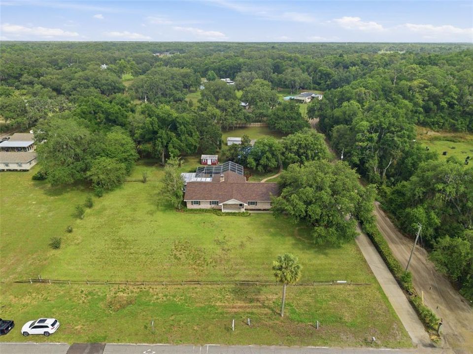 For Sale: $700,000 (4 beds, 3 baths, 2760 Square Feet)