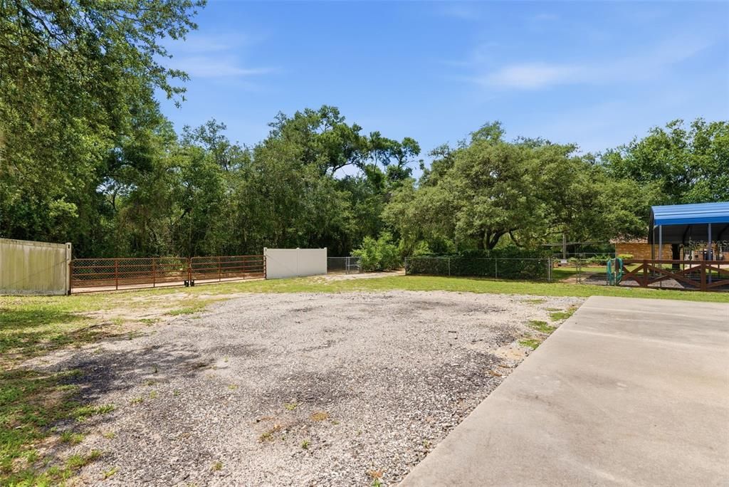 For Sale: $700,000 (4 beds, 3 baths, 2760 Square Feet)