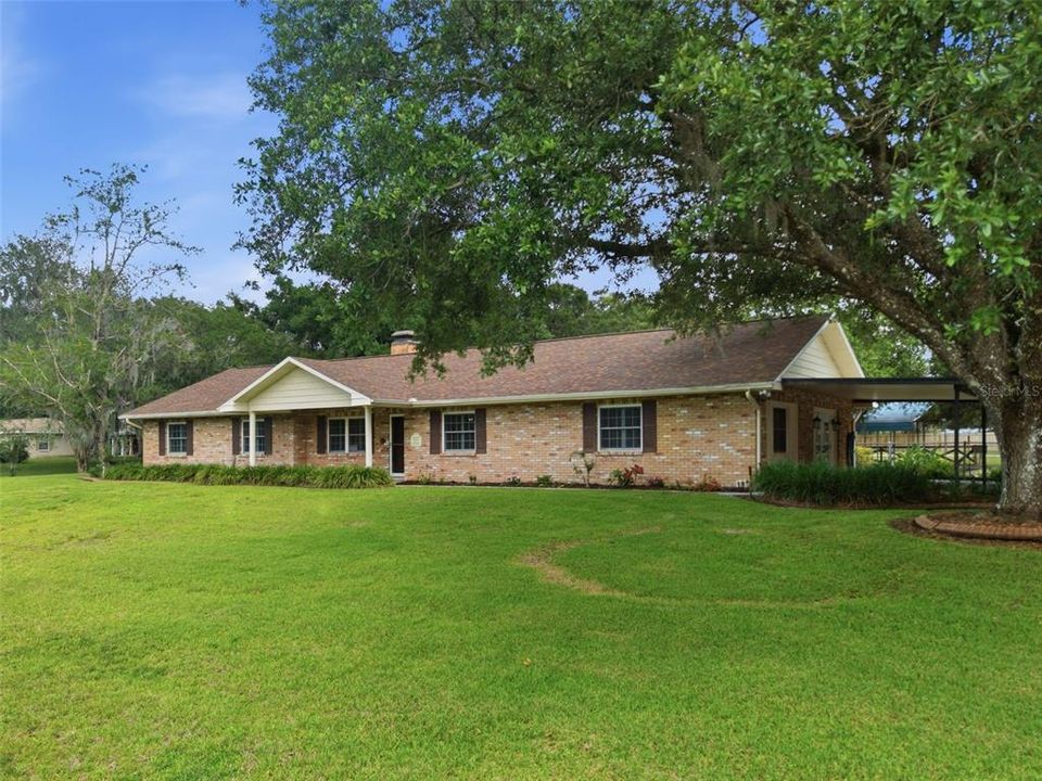For Sale: $700,000 (4 beds, 3 baths, 2760 Square Feet)