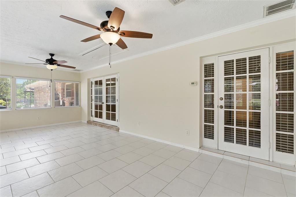 For Sale: $700,000 (4 beds, 3 baths, 2760 Square Feet)