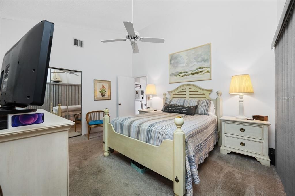 For Sale: $339,900 (3 beds, 2 baths, 1432 Square Feet)