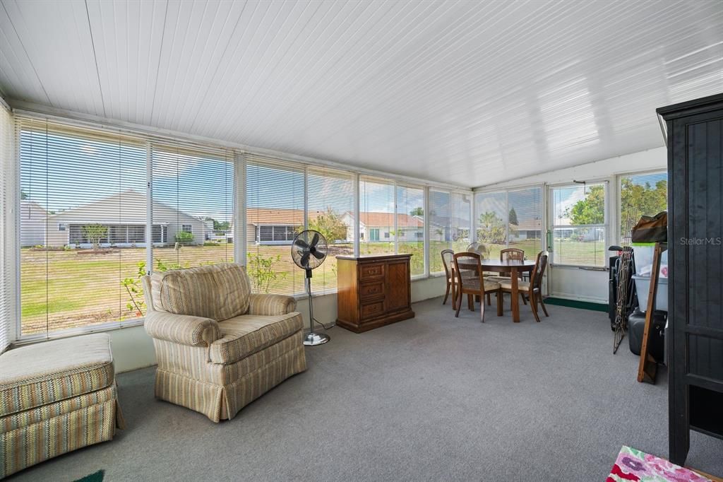For Sale: $339,900 (3 beds, 2 baths, 1432 Square Feet)
