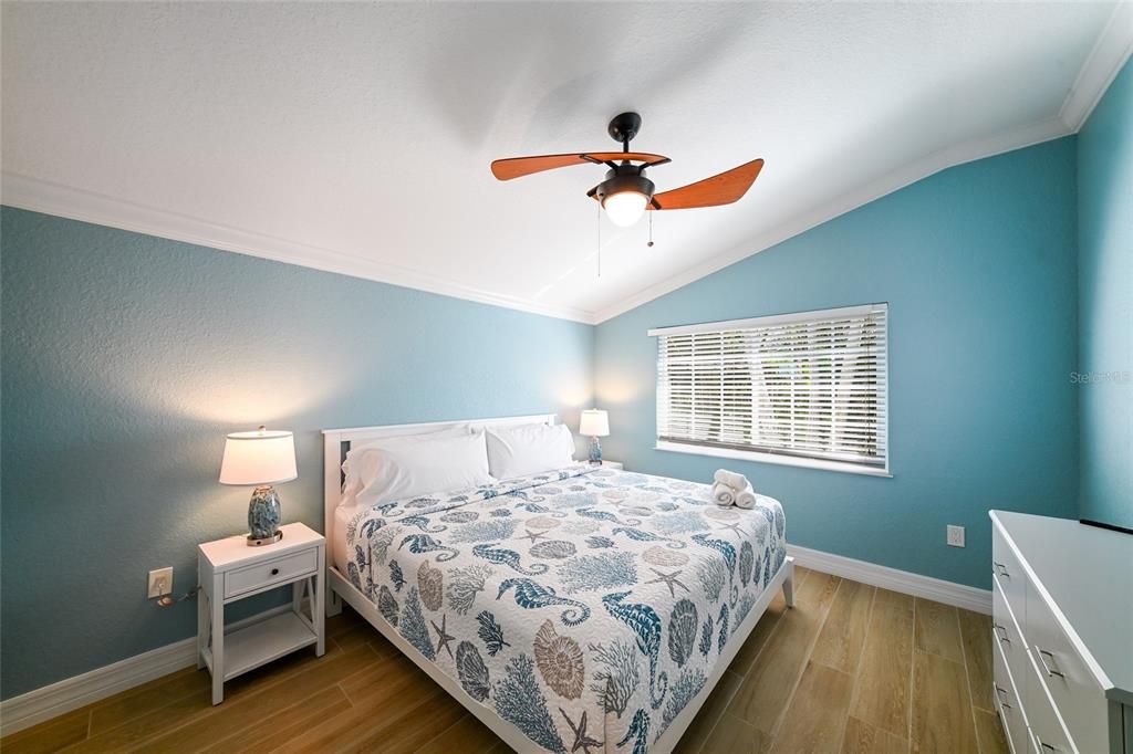 For Sale: $1,100,000 (3 beds, 2 baths, 1262 Square Feet)