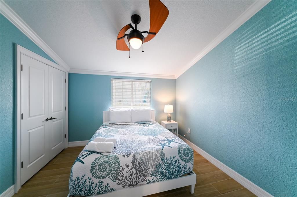 For Sale: $1,100,000 (3 beds, 2 baths, 1262 Square Feet)