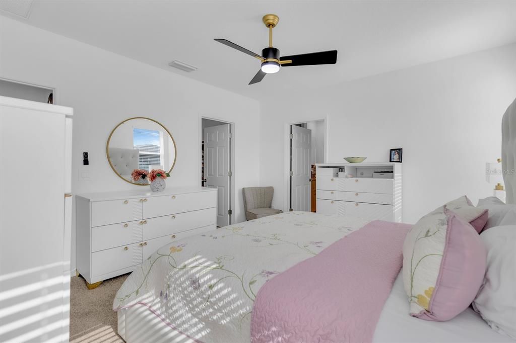 For Sale: $417,500 (3 beds, 2 baths, 1680 Square Feet)