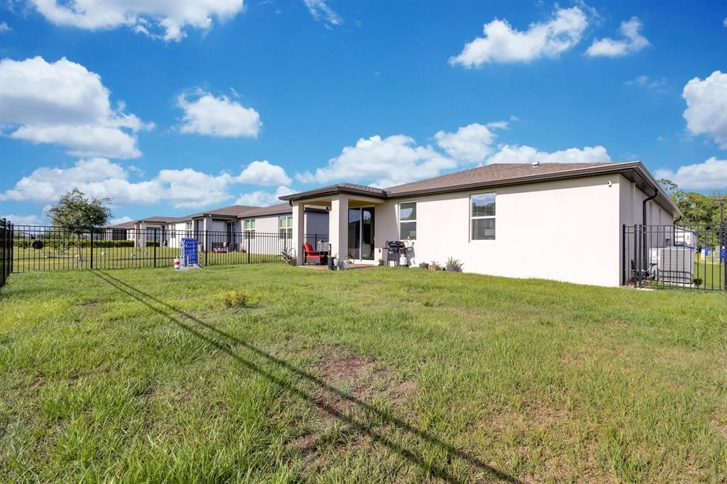 For Sale: $417,500 (3 beds, 2 baths, 1680 Square Feet)