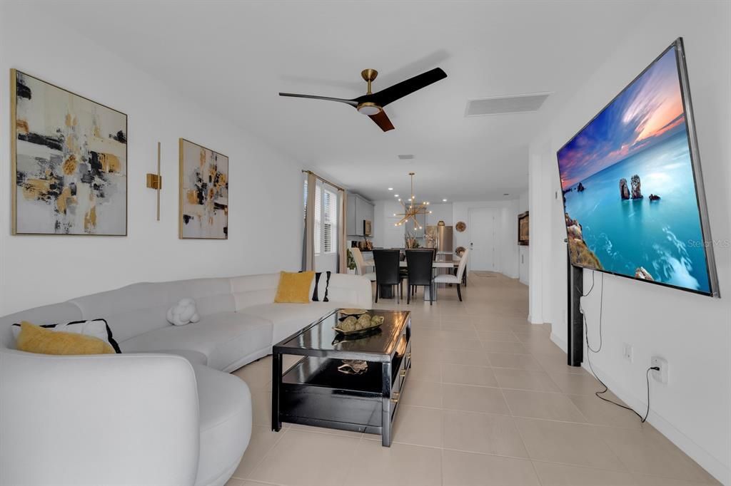 For Sale: $417,500 (3 beds, 2 baths, 1680 Square Feet)