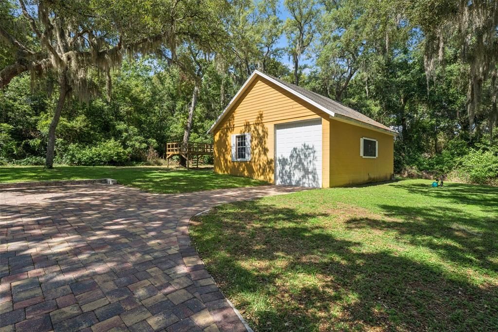 For Sale: $839,000 (4 beds, 2 baths, 3299 Square Feet)