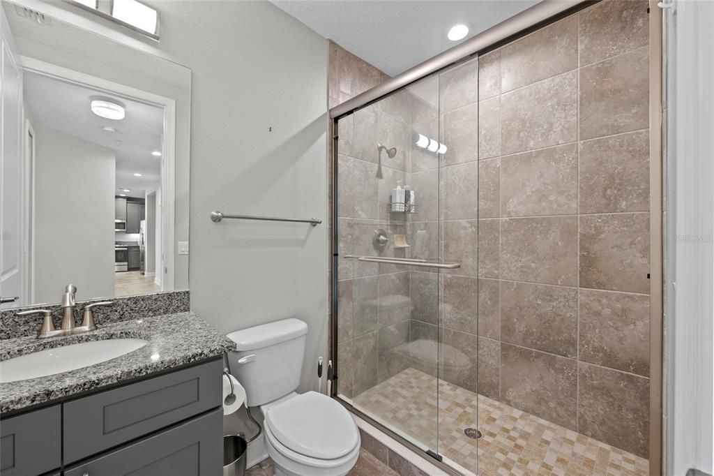En Venta: $395,000 (2 camas, 2 baños, 1650 Pies cuadrados)