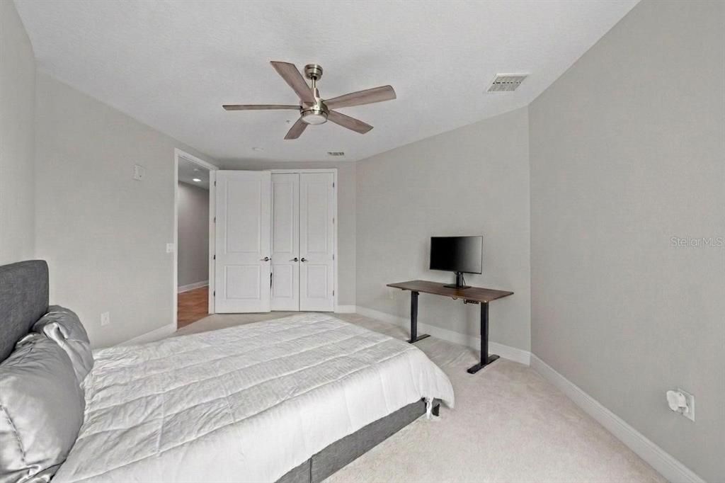 En Venta: $395,000 (2 camas, 2 baños, 1650 Pies cuadrados)