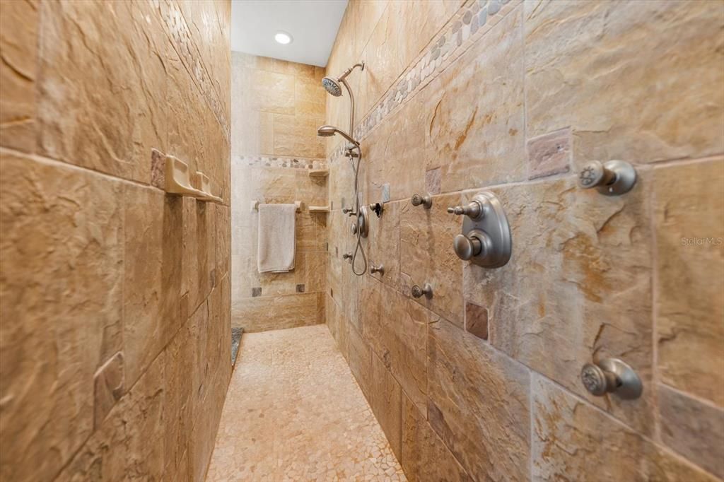 For Sale: $849,000 (4 beds, 3 baths, 3023 Square Feet)