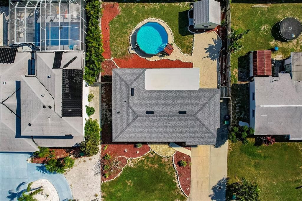 For Rent: $2,500 (2 beds, 1 baths, 955 Square Feet)