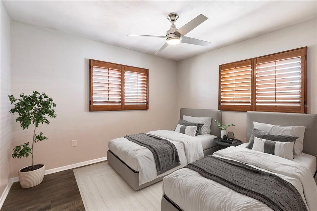 For Rent: $2,500 (2 beds, 1 baths, 955 Square Feet)
