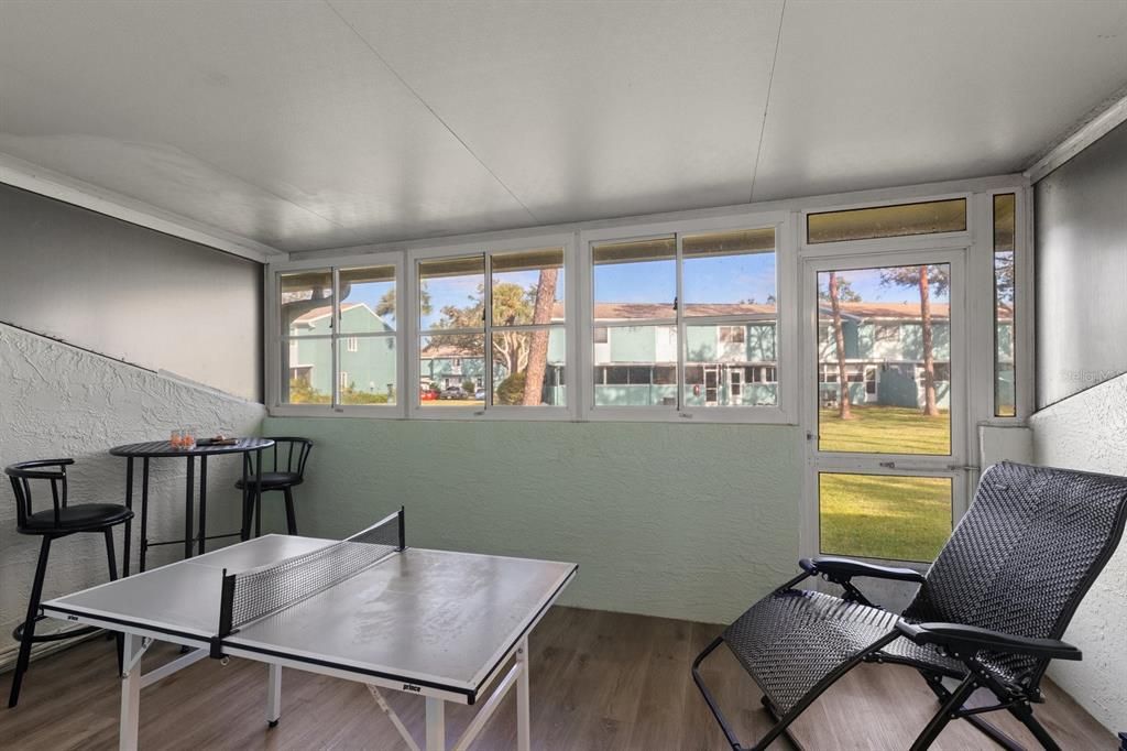 Activo con contrato: $139,900 (2 camas, 1 baños, 990 Pies cuadrados)