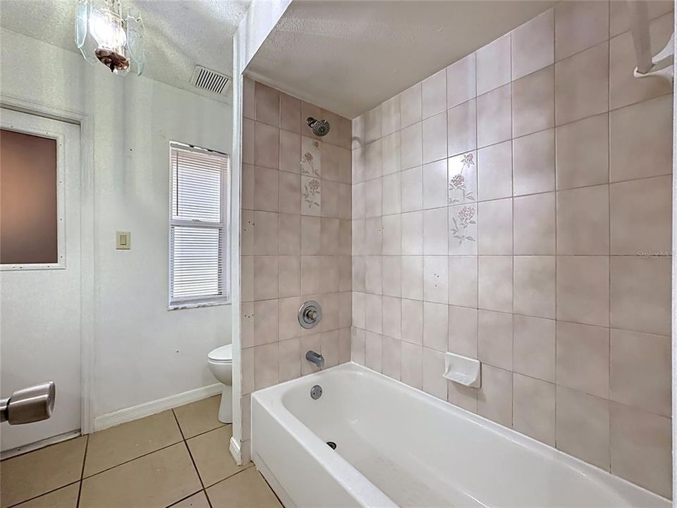En Venta: $329,900 (3 camas, 2 baños, 1997 Pies cuadrados)