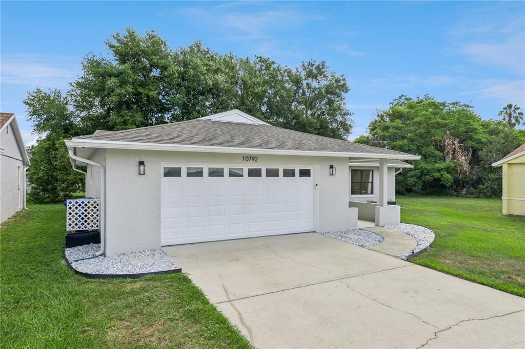 For Sale: $499,000 (3 beds, 2 baths, 1873 Square Feet)