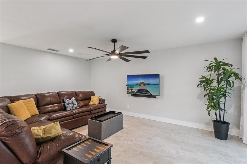 For Sale: $499,000 (3 beds, 2 baths, 1873 Square Feet)