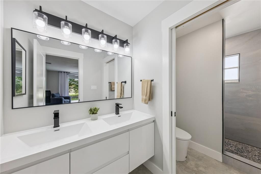 For Sale: $499,000 (3 beds, 2 baths, 1873 Square Feet)