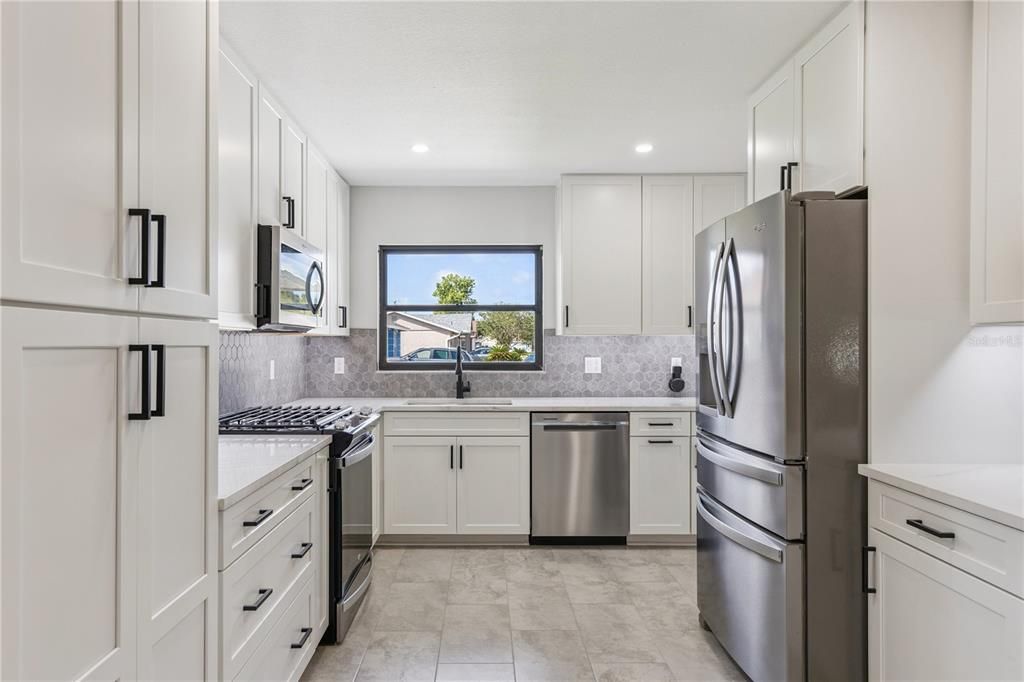 For Sale: $499,000 (3 beds, 2 baths, 1873 Square Feet)