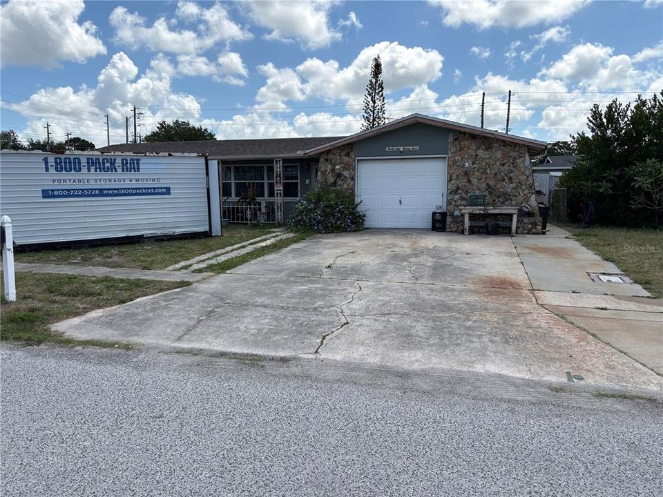 For Sale: $315,000 (3 beds, 2 baths, 1873 Square Feet)