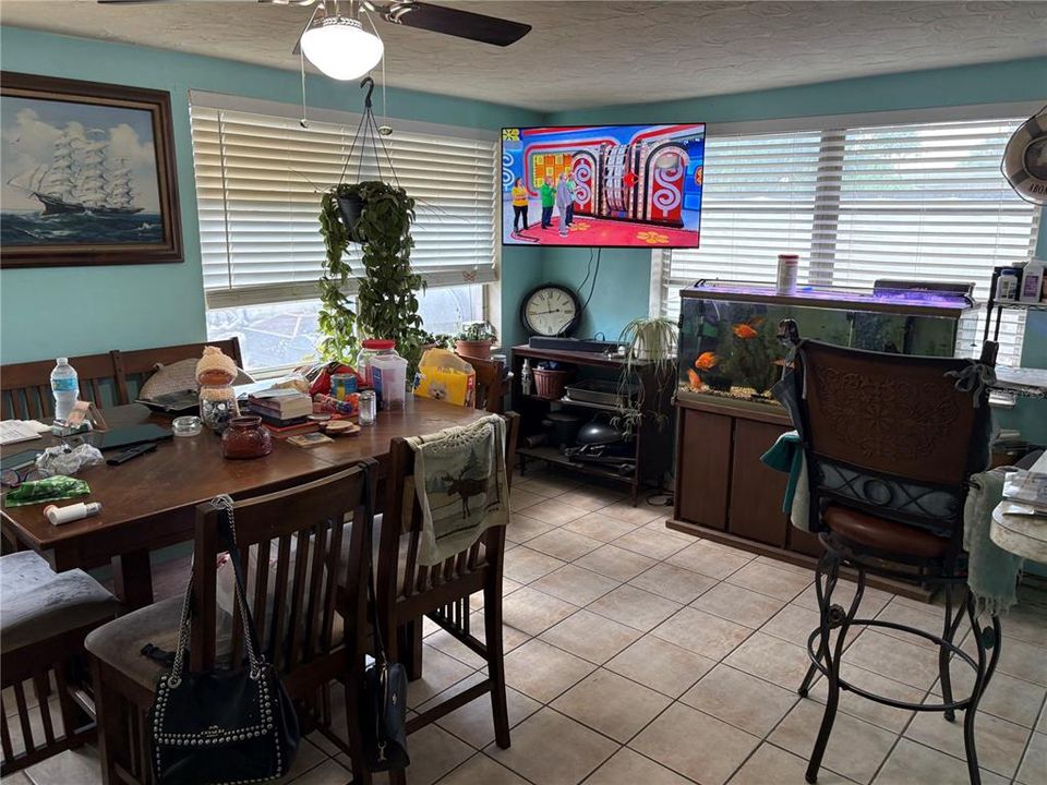 For Sale: $315,000 (3 beds, 2 baths, 1873 Square Feet)