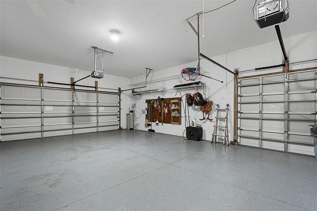 Active With Contract: $750,000 (4 beds, 3 baths, 2619 Square Feet)