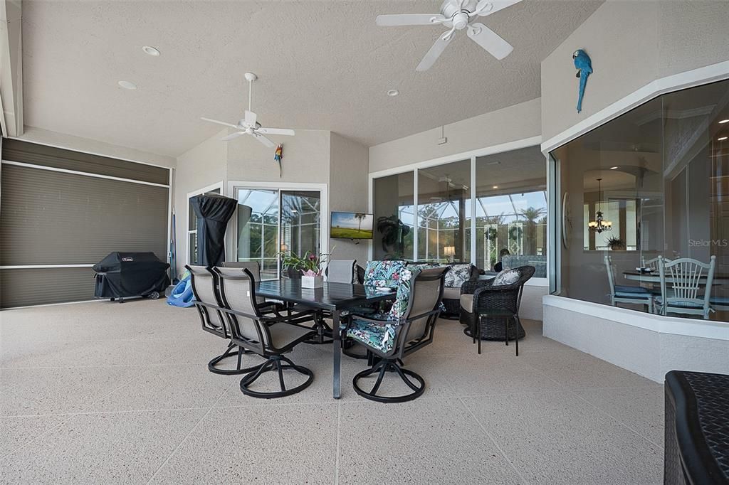 Active With Contract: $750,000 (4 beds, 3 baths, 2619 Square Feet)
