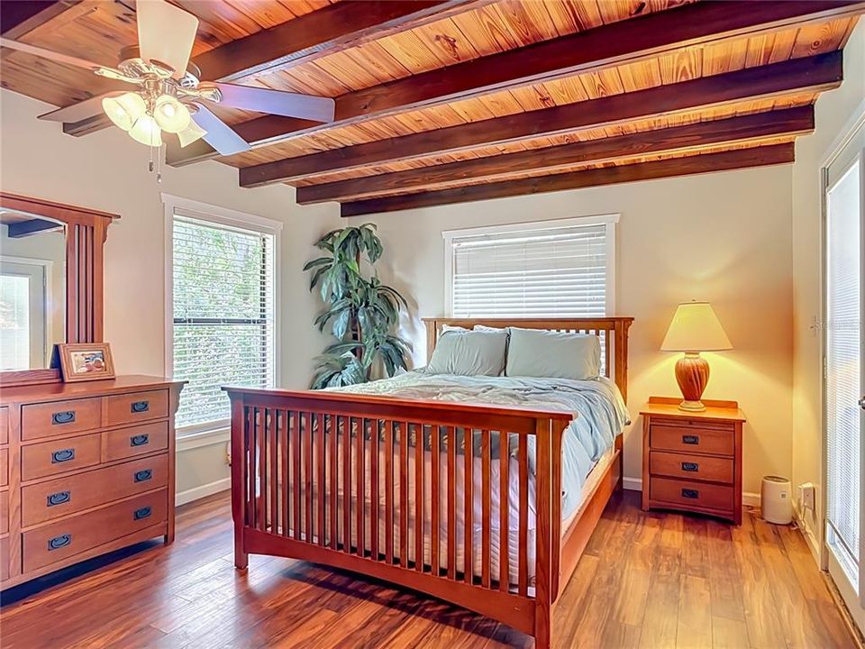 For Sale: $389,000 (4 beds, 3 baths, 2306 Square Feet)