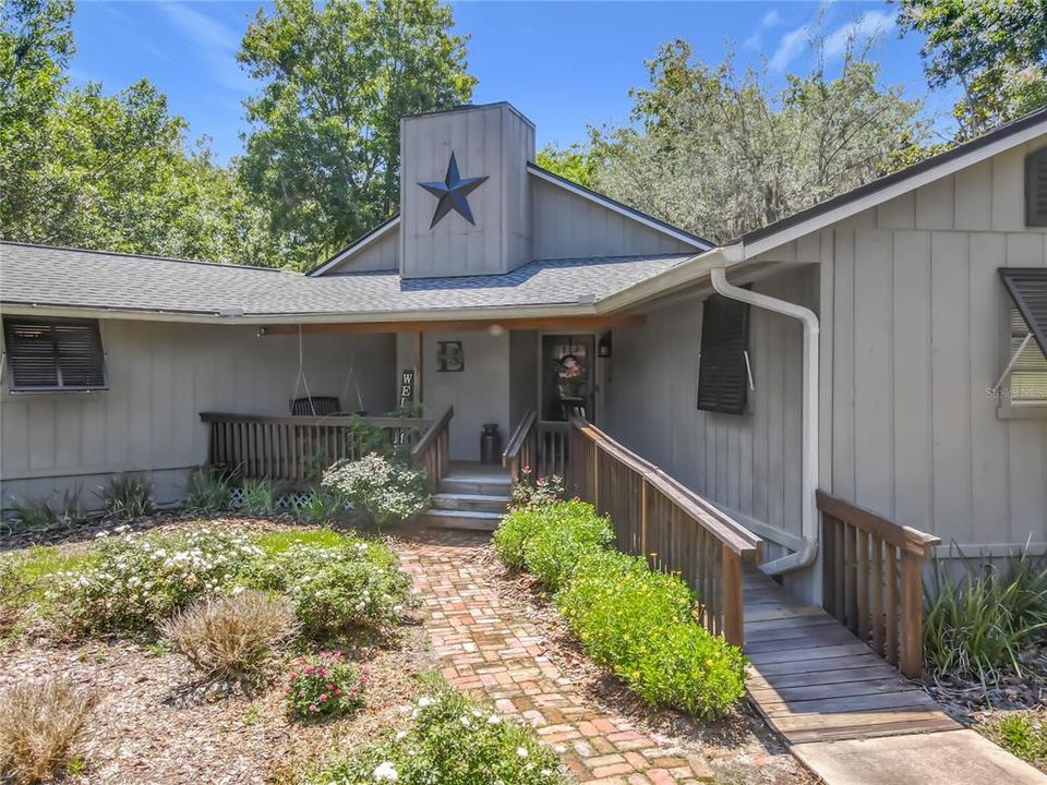 For Sale: $389,000 (4 beds, 3 baths, 2306 Square Feet)
