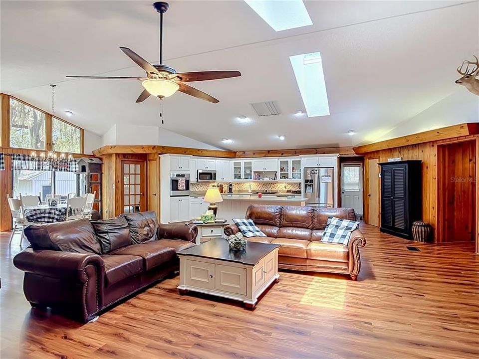 For Sale: $389,000 (4 beds, 3 baths, 2306 Square Feet)