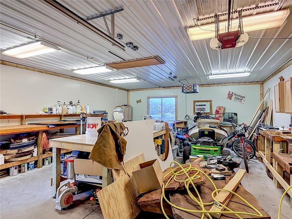 For Sale: $389,000 (4 beds, 3 baths, 2306 Square Feet)