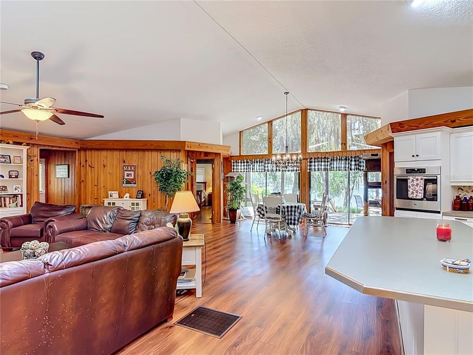 For Sale: $389,000 (4 beds, 3 baths, 2306 Square Feet)