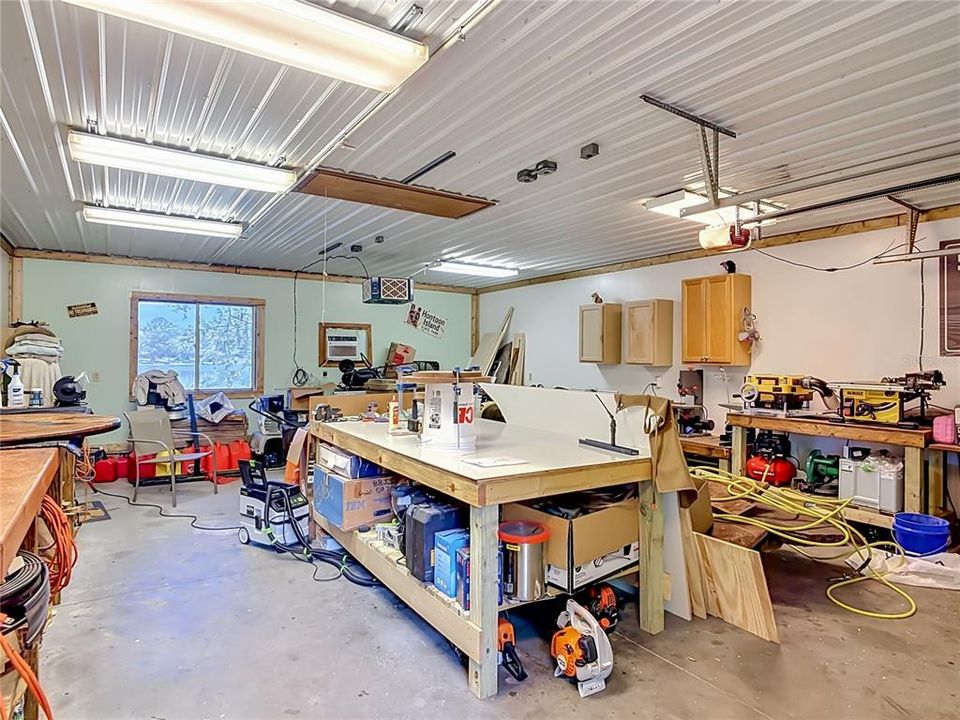 For Sale: $389,000 (4 beds, 3 baths, 2306 Square Feet)