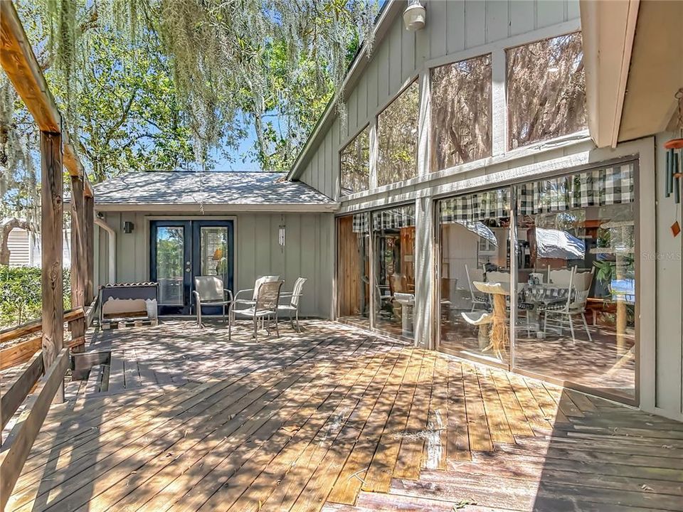 For Sale: $389,000 (4 beds, 3 baths, 2306 Square Feet)