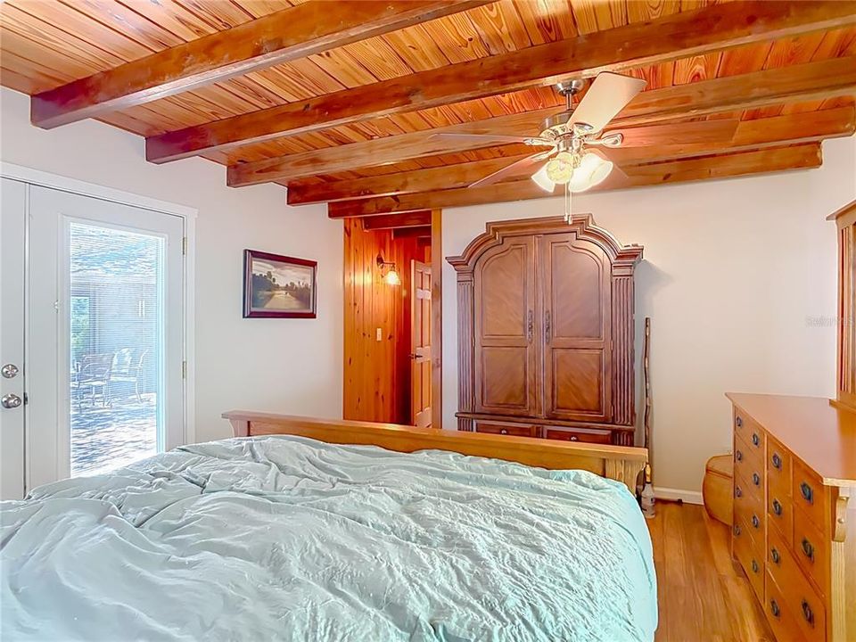 For Sale: $389,000 (4 beds, 3 baths, 2306 Square Feet)