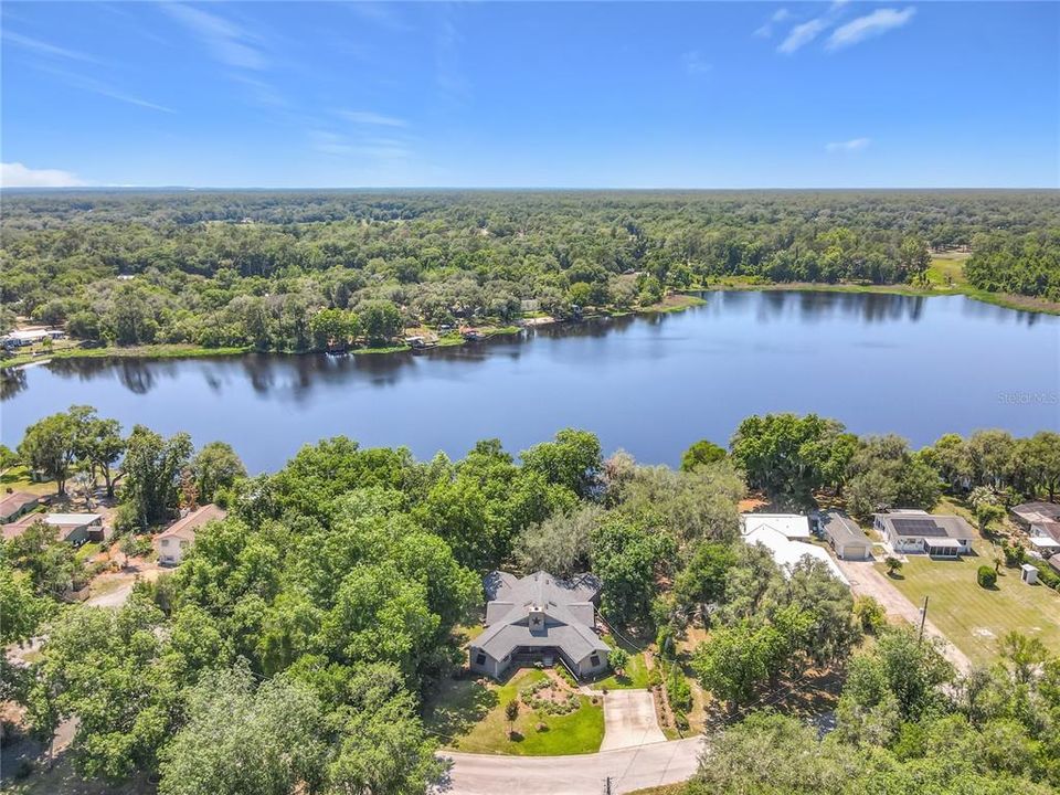 For Sale: $389,000 (4 beds, 3 baths, 2306 Square Feet)