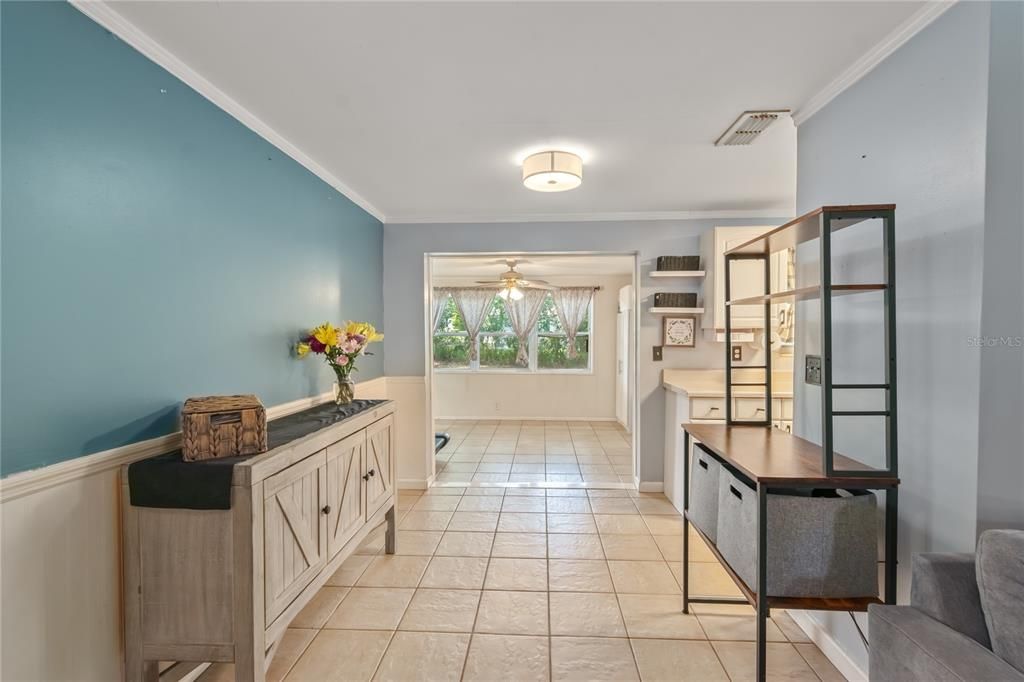 For Sale: $192,500 (3 beds, 2 baths, 1320 Square Feet)
