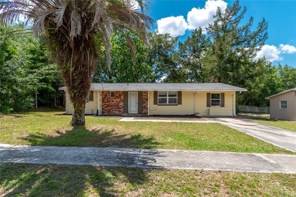 For Sale: $192,500 (3 beds, 2 baths, 1320 Square Feet)