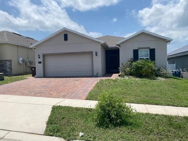 For Rent: $2,200 (4 beds, 2 baths, 1767 Square Feet)