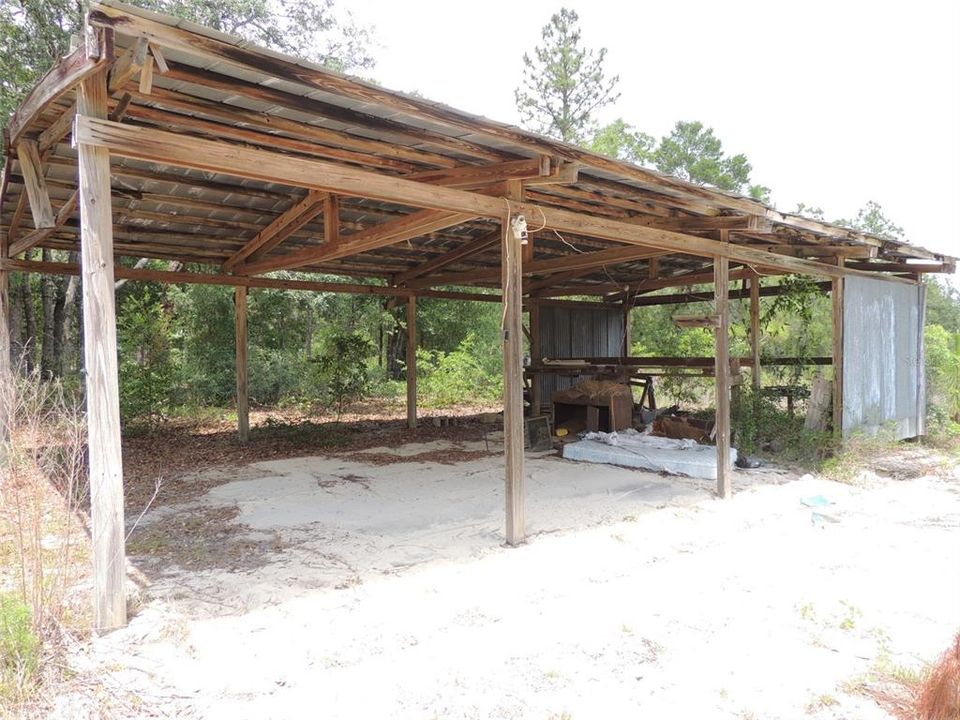 For Sale: $180,000 (2 beds, 1 baths, 1605 Square Feet)