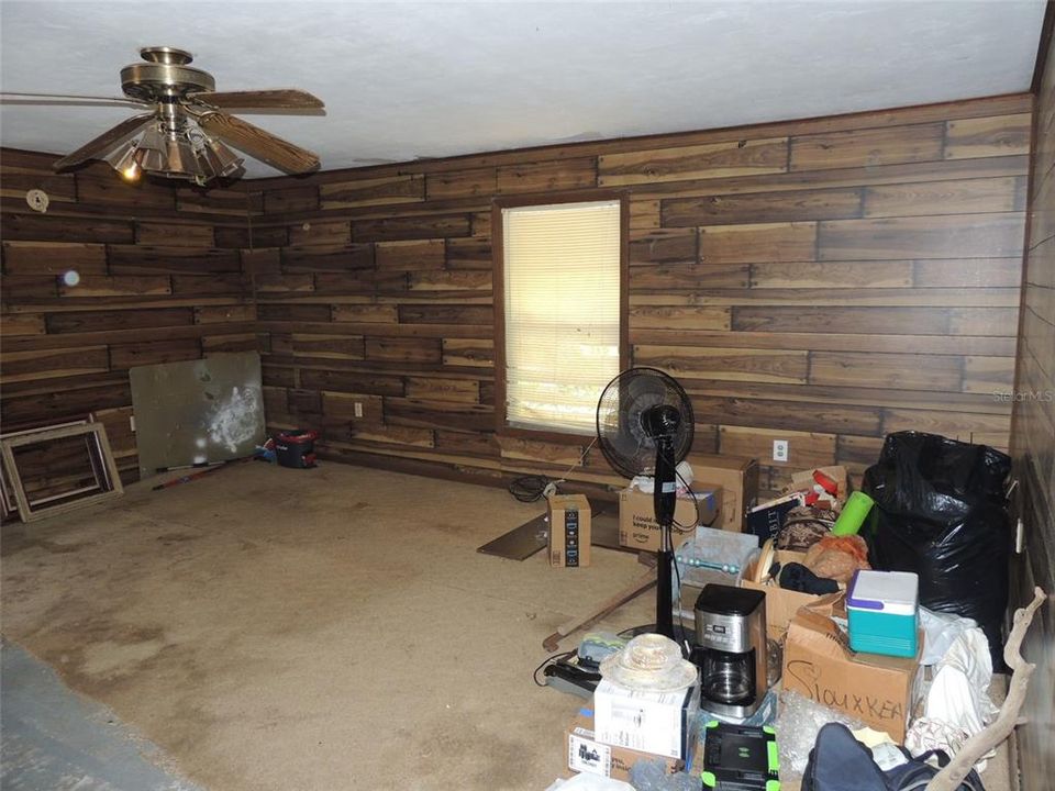 For Sale: $180,000 (2 beds, 1 baths, 1605 Square Feet)