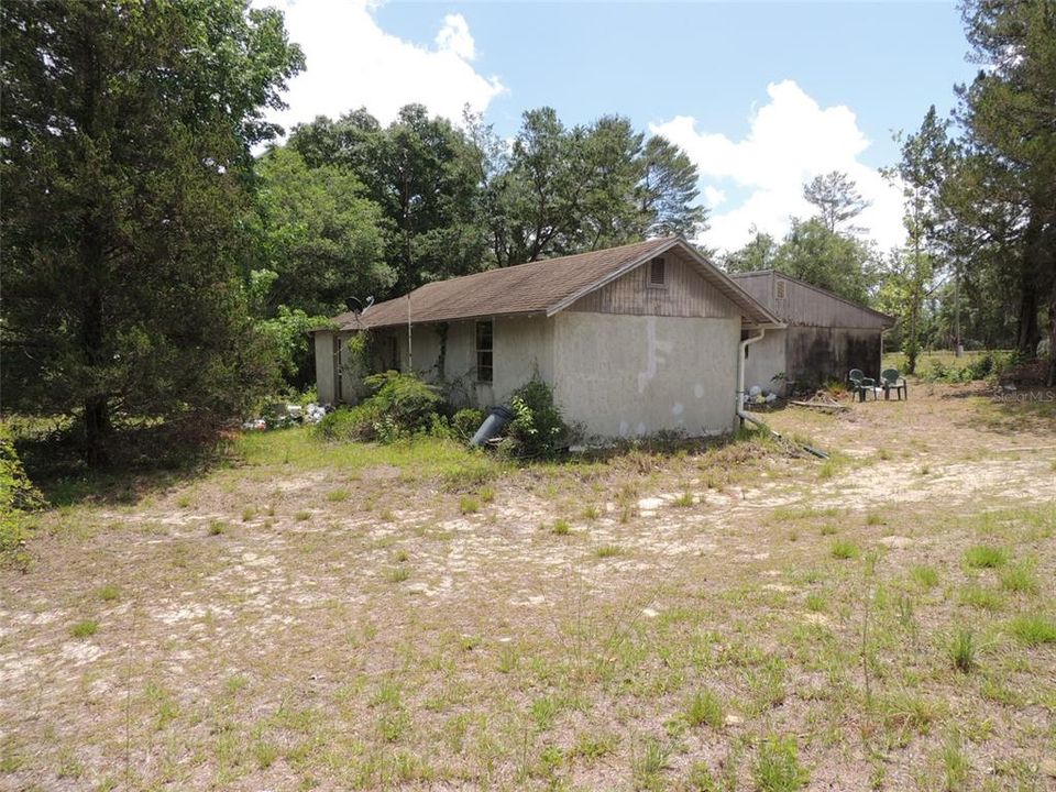 For Sale: $180,000 (2 beds, 1 baths, 1605 Square Feet)