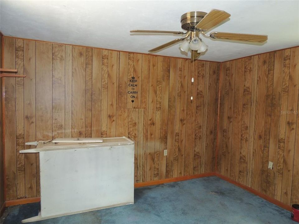 For Sale: $180,000 (2 beds, 1 baths, 1605 Square Feet)
